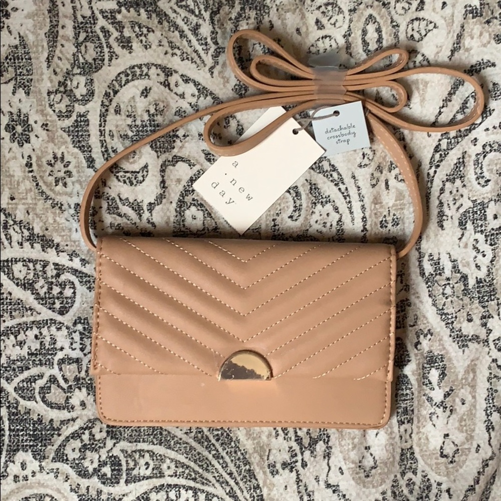 Crossbody wallet bag! Pink!